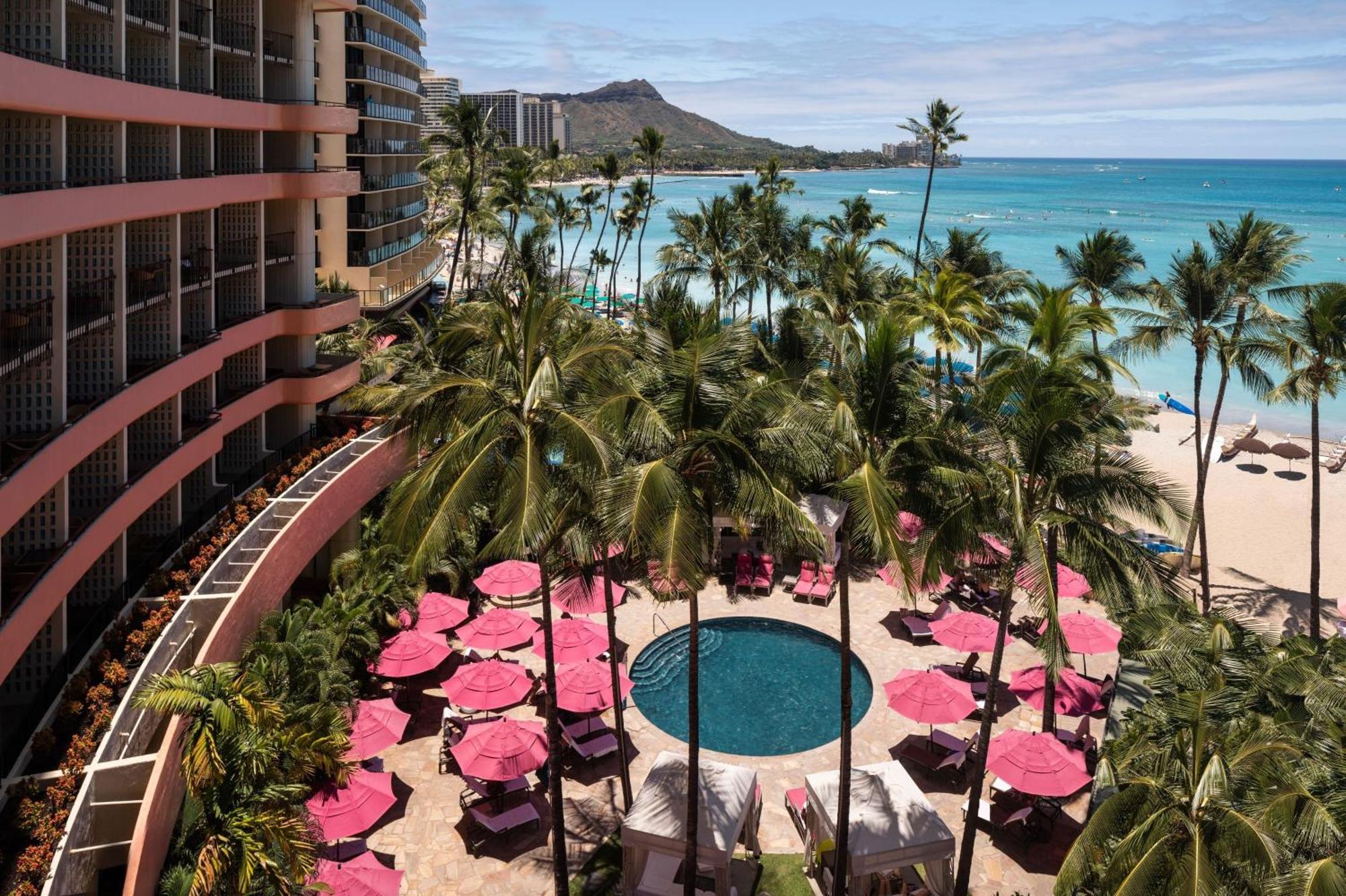 The Royal Hawaiian, A Luxury Collection Resort, Waikiki Honolulu Exterior photo